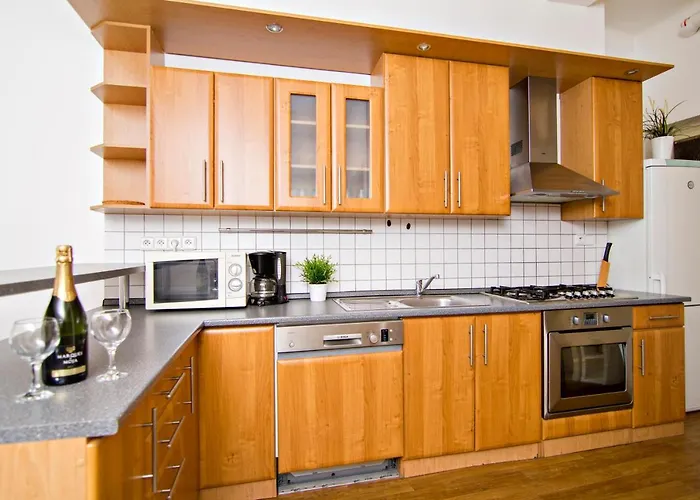 With 2 Bathrooms Διαμέρισμα