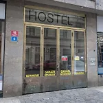 With 2 Bathrooms * Praha