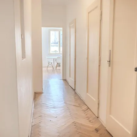 With 2 Bathrooms