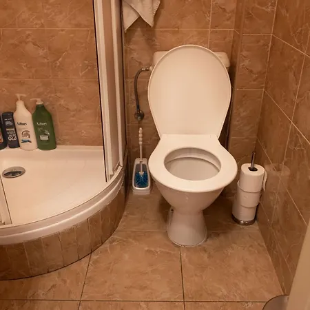 With 2 Bathrooms *
