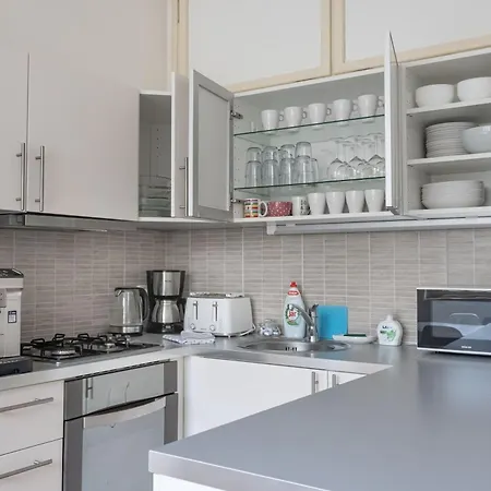 Apartmán With 2 Bathrooms *