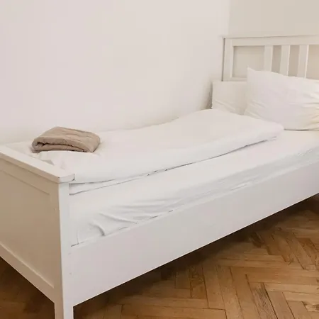 Apartmán With 2 Bathrooms *