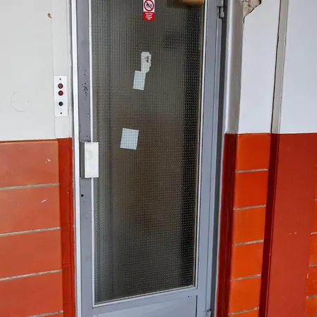 With 2 Bathrooms - 9 Min Walk To Old Town Square 아파트 프라하