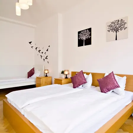 Apartment With 2 Bathrooms *