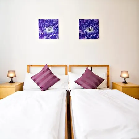With 2 Bathrooms Apartment Prague