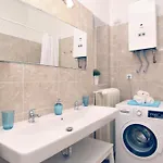 Lejlighed With 2 Bathrooms *
