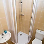 With 2 Bathrooms Lejlighed *