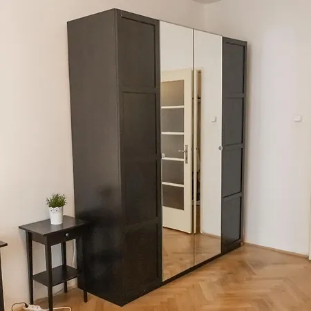 With 2 Bathrooms
