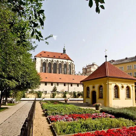 With 2 Bathrooms Lejlighed Prag